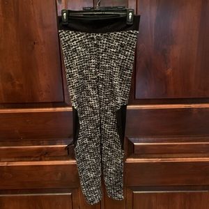 NWT Women’s Nike Pro Hyperwarm leggings size M